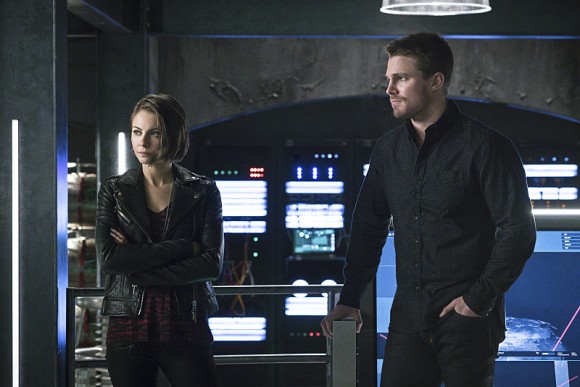 awol-arrow-episode-stills-thea