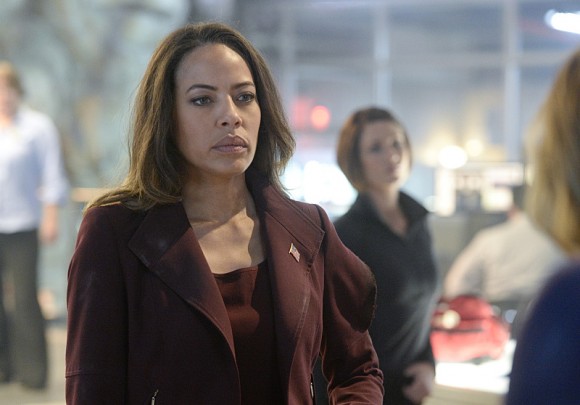 supergirl-strange-visitor-episode-senator