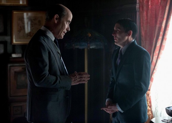 gotham-ep216_scn43_7142_f_hires1