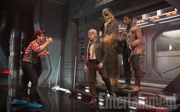 star-wars-force-awakens-deleted-scene-bts