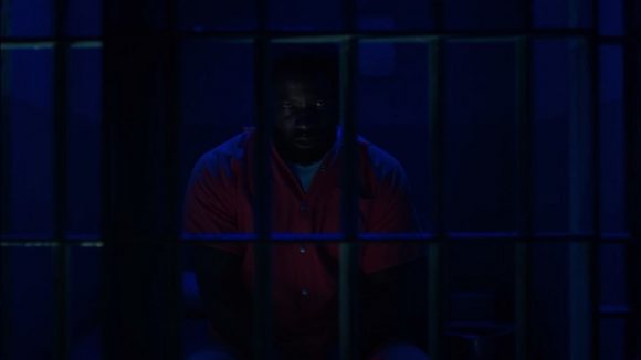 luke-cage-prison-usb