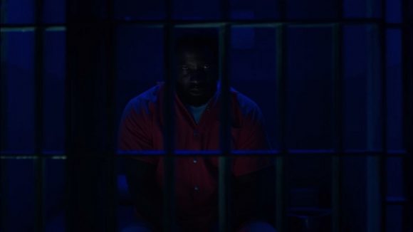 luke-cage-prison-usb